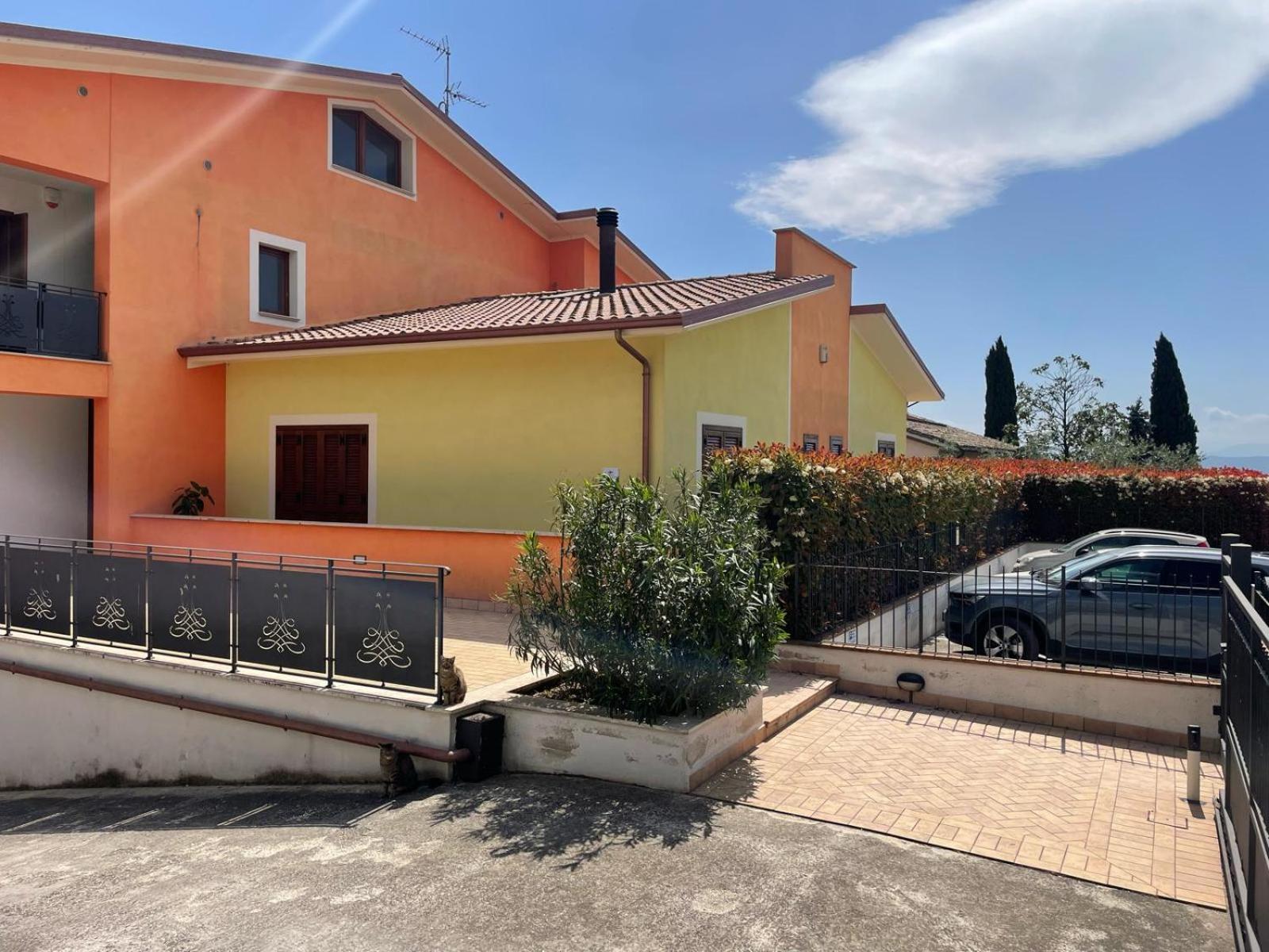 Hotel Casa Achille Spello Exterior foto
